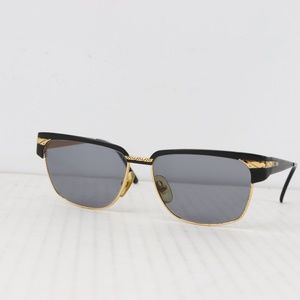 Vintage Laura Biagiotti Geometric Metal Sunglasses